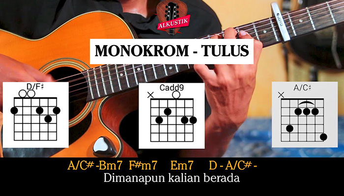 Monokrom Chords by Tulus Versi Asli